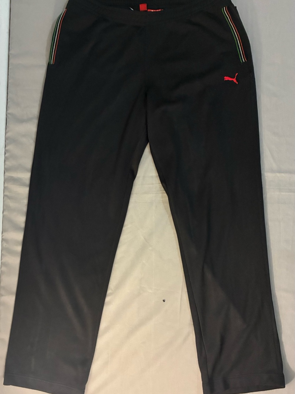 Puma Black Sweatpants with Yellow Ferrari Logo and classic Red Puma XL XXL